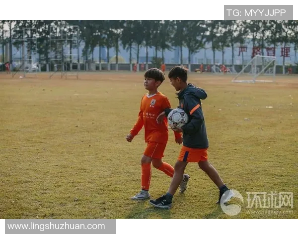 球星在家自主训练足球技巧 分享私密练习心得与成长之路 球星在家自主训练足球技巧 分享私密练习心得与成长之路