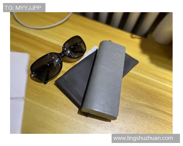 足球球星专属眼镜盒价格揭秘影响因素及购买建议